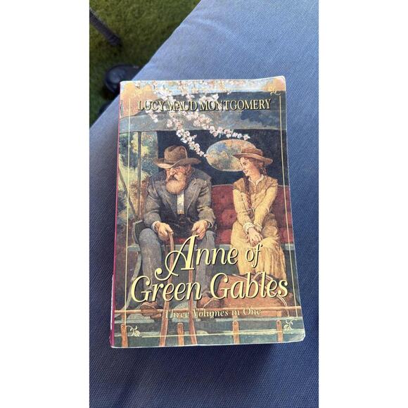 Anne of Green Gables Three Volumes in One Lucy Maud Montgomery HCDJ - Picture 1 of 3